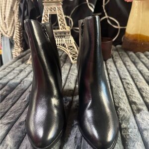 Dream Pairs Shiny Black Ankle Booties